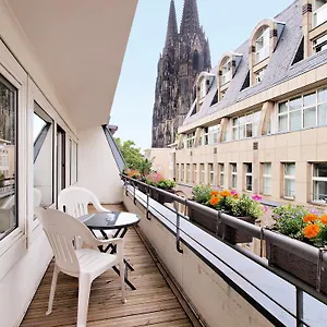 *** Otel Callas Am Dom Almanya