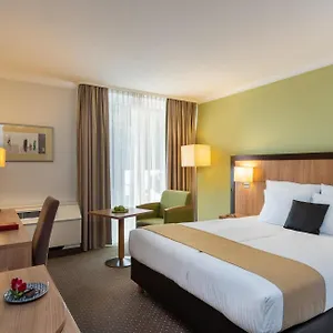 Otel Leonardo Duesseldorf Airport, Ratingen